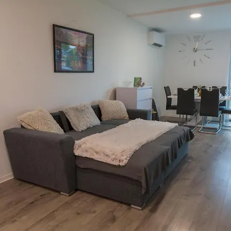 Romai Panorama Lejlighed